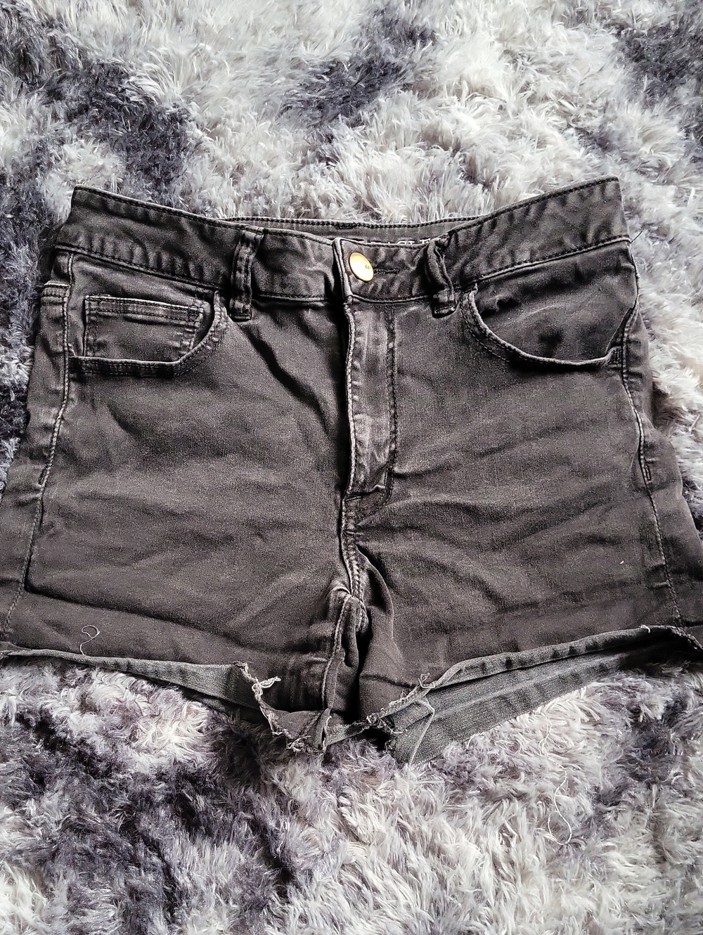 American Eagle Outfitters Black High-Rise Shortie Denim Shorts